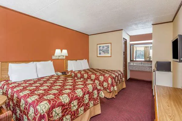 Days Inn by Wyndham Sweetwater 4