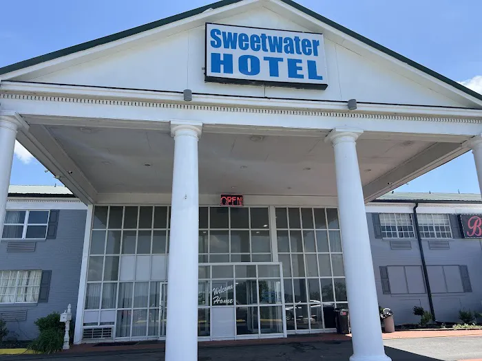 Sweetwater Hotel 4