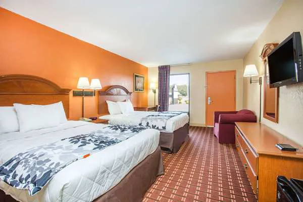 Days Inn by Wyndham Athens 4