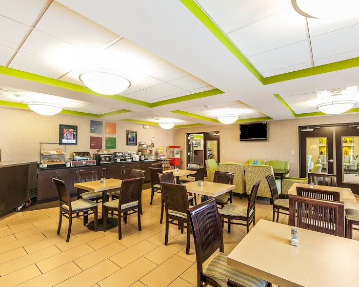 Comfort Inn Athens 4