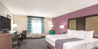 La Quinta Inn & Suites by Wyndham Loudon