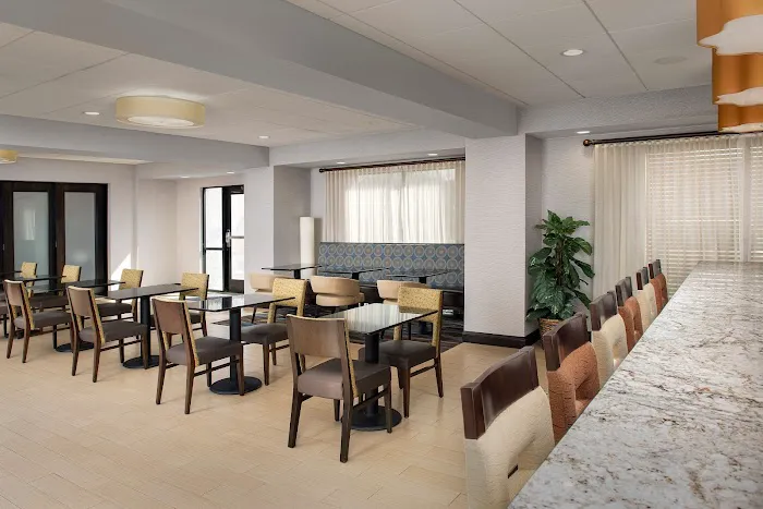 Hampton Inn Lenoir City 4