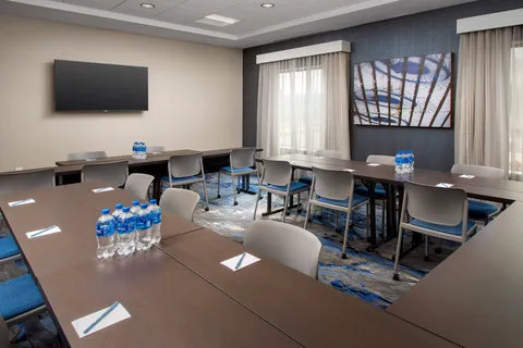 Fairfield Inn & Suites Knoxville Lenoir City/I-75 4