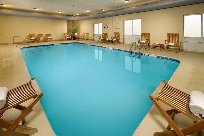 Holiday Inn Express & Suites Lenoir City (Knoxville Area) by IHG 4