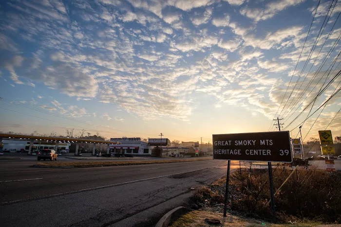 Days Inn by Wyndham Lenoir City 4