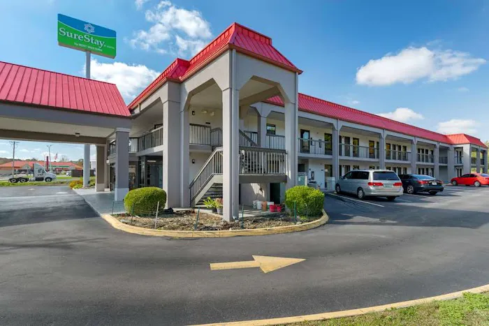 SureStay by Best Western Lenoir City 4