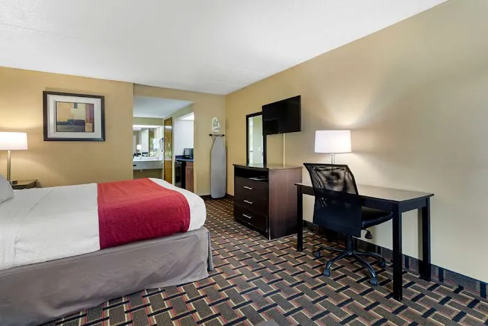 SureStay by Best Western Lenoir City 4