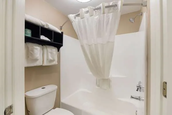 Quality Inn Alcoa Knoxville 4