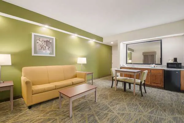 Quality Inn Alcoa Knoxville 4