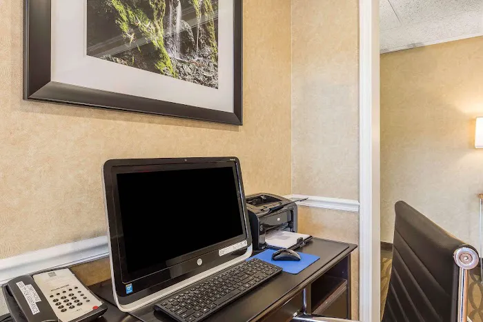Quality Inn Alcoa Knoxville 4