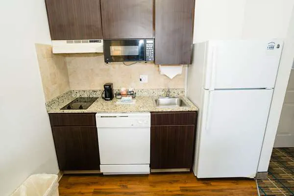 MainStay Suites Knoxville Airport 4