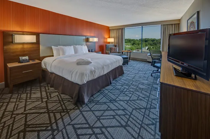 Hilton Knoxville Airport 4