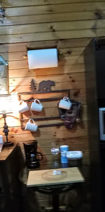 Bigfoot Ocoee Outfitters Lodge Room Two 4