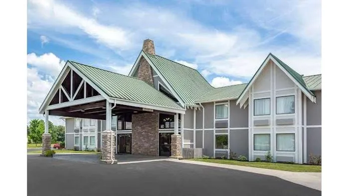 Quality Inn 4