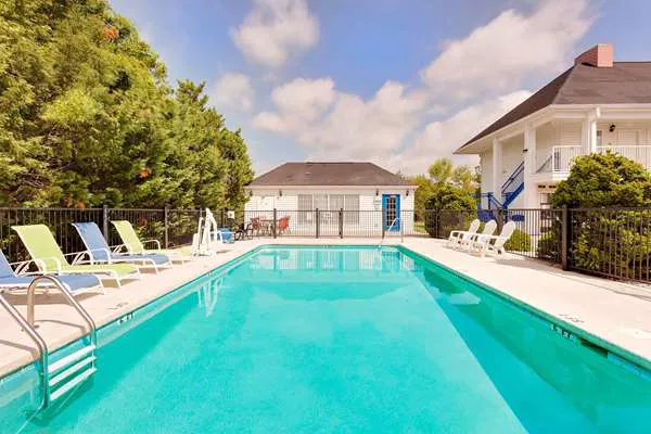 Baymont by Wyndham Cleveland 4