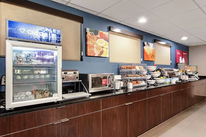 Comfort Suites Knoxville Airport 4
