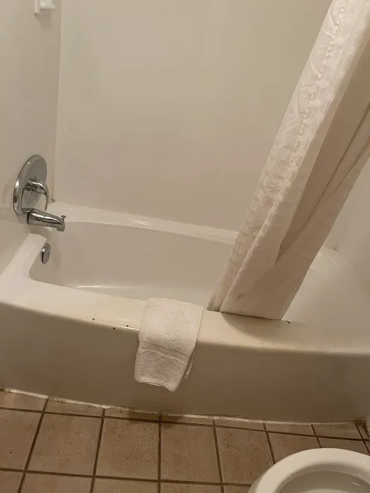 Alcoa Inn 2450 Airport Highway. Alcoa, Tenn 4