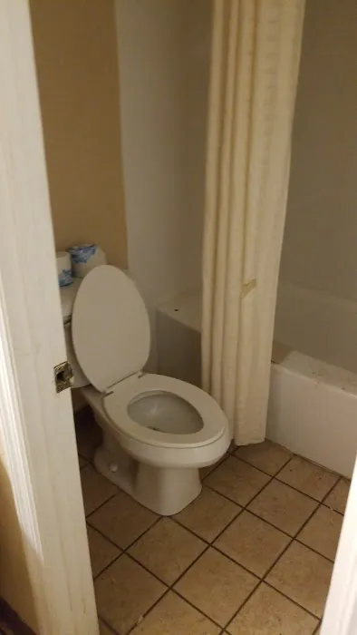 Americas Best Value Inn 4