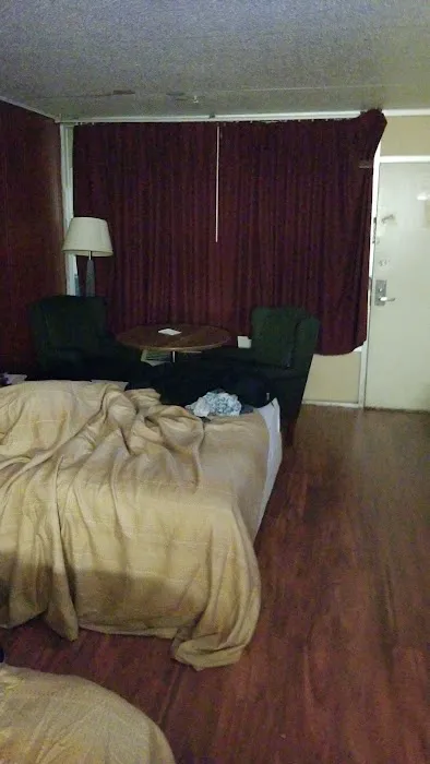Americas Best Value Inn 4