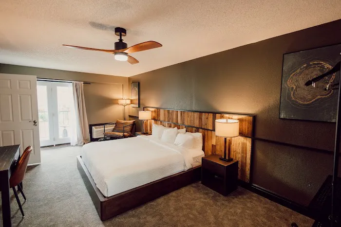 Tremont Lodge & Resort 4