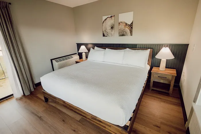 Tremont Lodge & Resort 4
