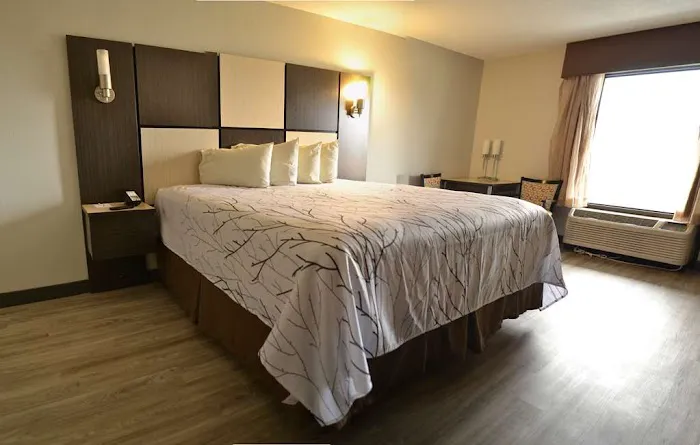 Best Western Cades Cove Inn 4