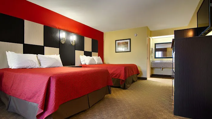 Best Western Cades Cove Inn 4