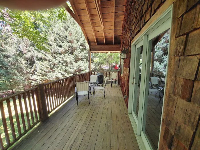 McKinley Edwards Inn 4