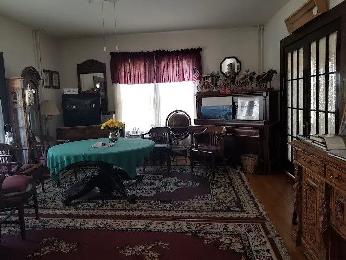 Historic Calhoun House Hotel 4
