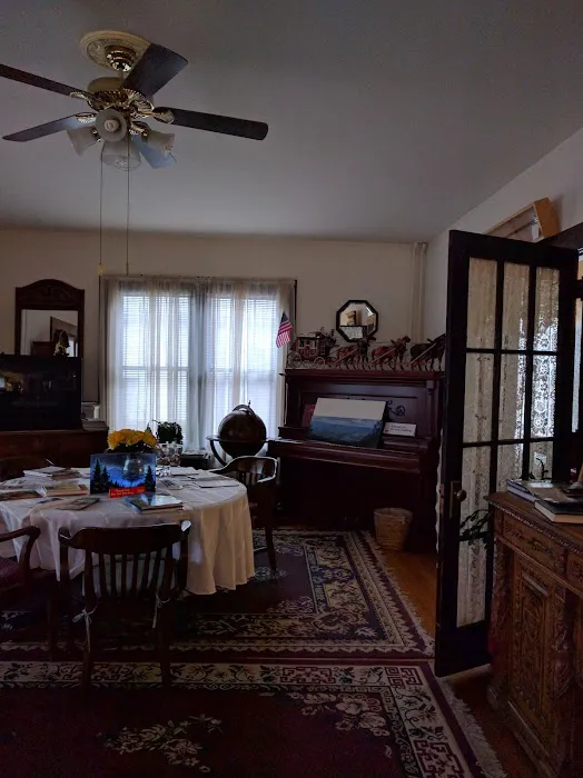 Historic Calhoun House Hotel 4