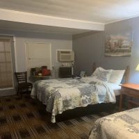 Lloyd's On The River Country Inn By Oyo