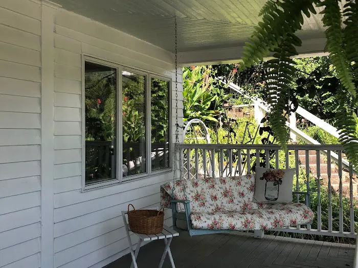 Whistle Stop Inn 4