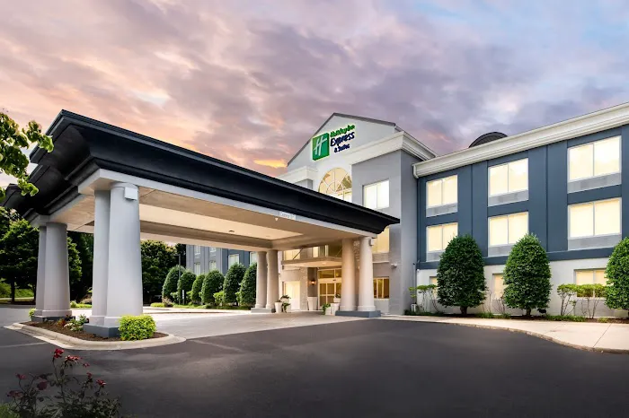 Holiday Inn Express & Suites Sylva - Western Carolina Area by IHG 4