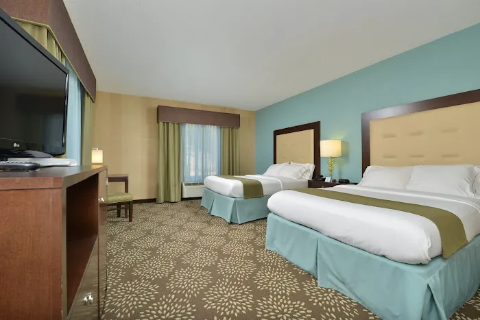 Holiday Inn Express & Suites Sylva - Western Carolina Area by IHG 4