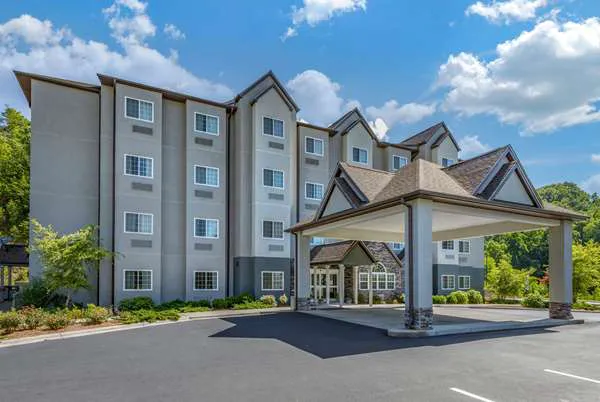 Microtel Inn & Suites by Wyndham Sylva Dillsboro Area 4