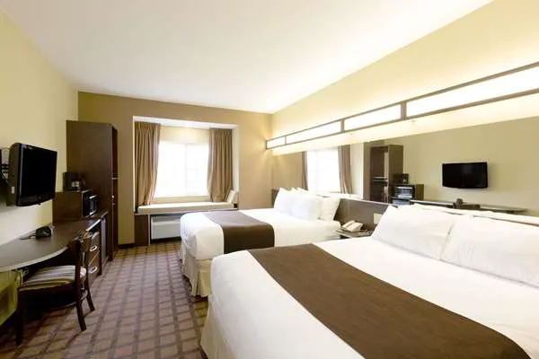 Microtel Inn & Suites by Wyndham Sylva Dillsboro Area 4