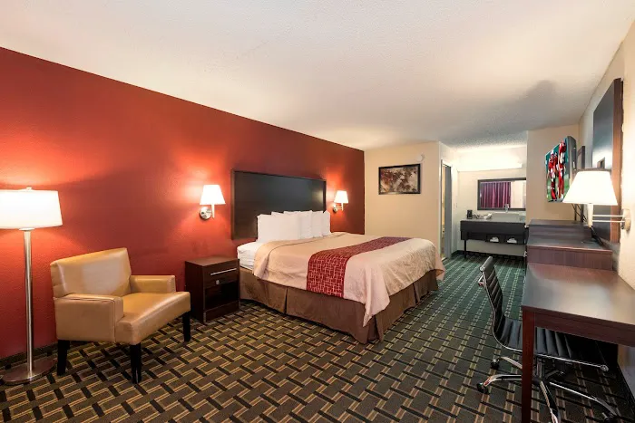 Red Roof Inn Acworth - Emerson/ LakePoint South 4