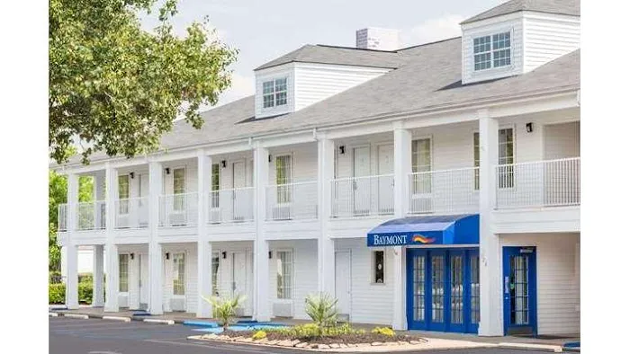 Baymont by Wyndham Anderson Clemson 4