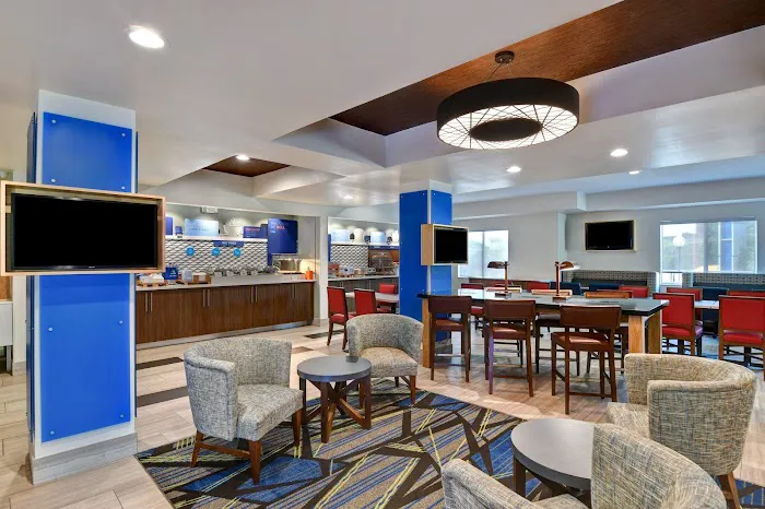 Holiday Inn Express & Suites Anderson-I-85 (Hwy 76, Ex 19B) by IHG 4