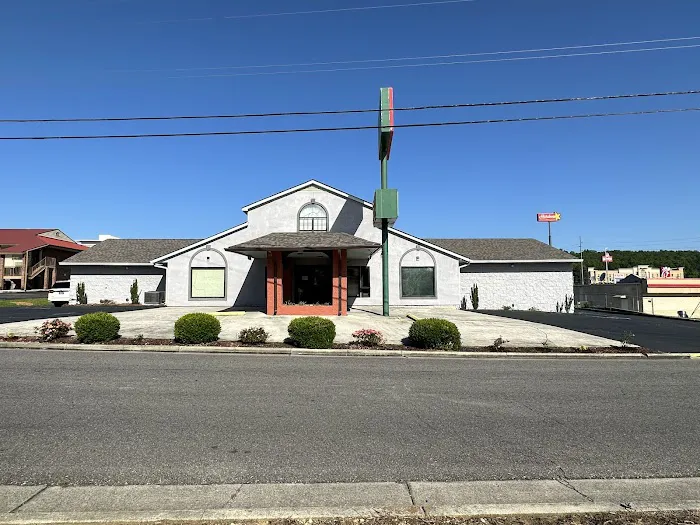 Royal Inn of Cleveland 4