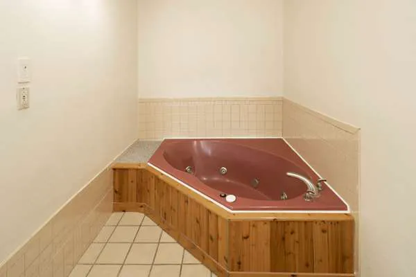 Super 8 by Wyndham Cleveland 4