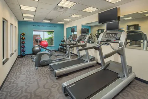 Fairfield by Marriott Cleveland 4