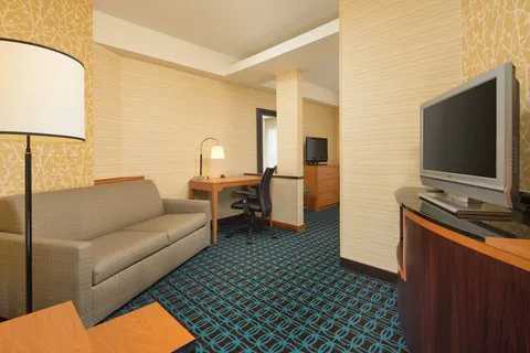 Fairfield by Marriott Cleveland 4