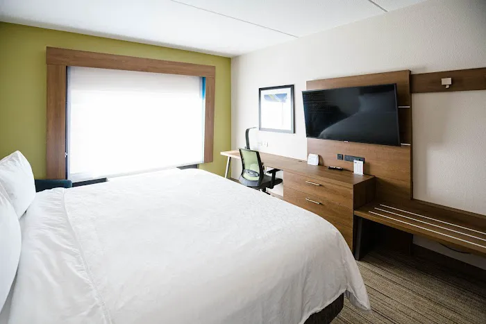 Holiday Inn Express & Suites Knoxville-Farragut by IHG 5