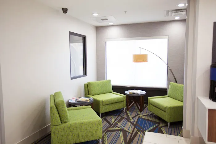 Holiday Inn Express & Suites Knoxville-Farragut by IHG 5
