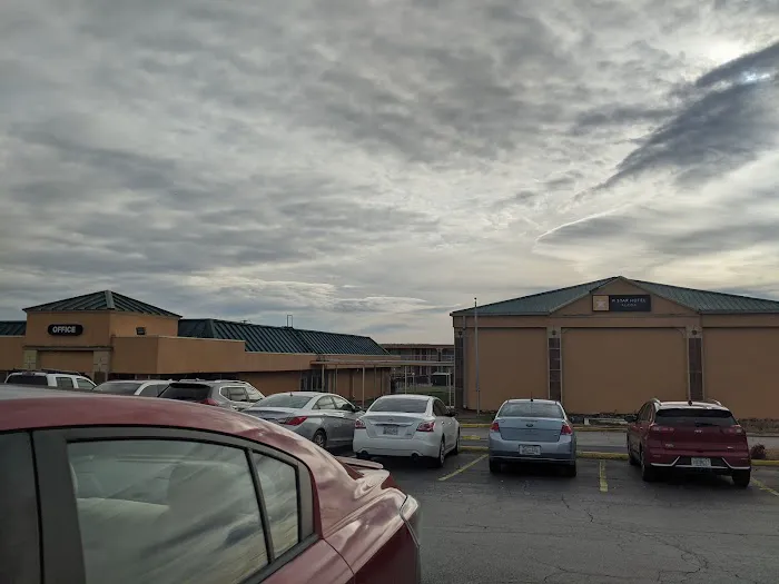 Royal Inn Knoxville Airport 4