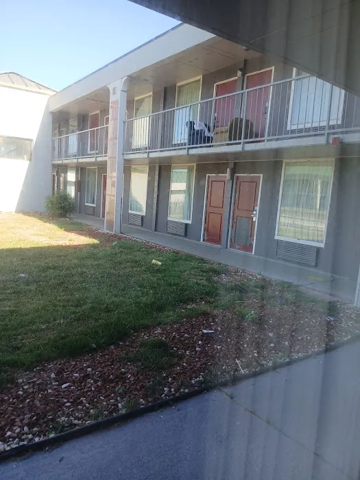 Budget Inn Alcoa 4