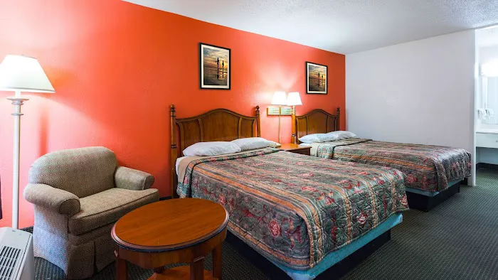 OYO Hotel McGhee Tyson Airport 4
