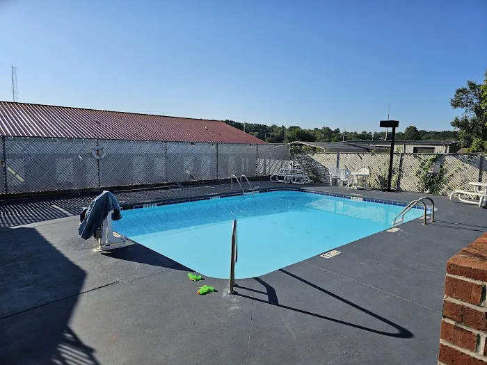 Days Inn by Wyndham Cleveland TN 4