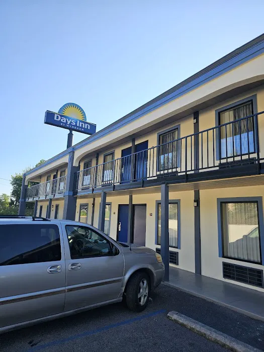 Days Inn by Wyndham Cleveland TN 4